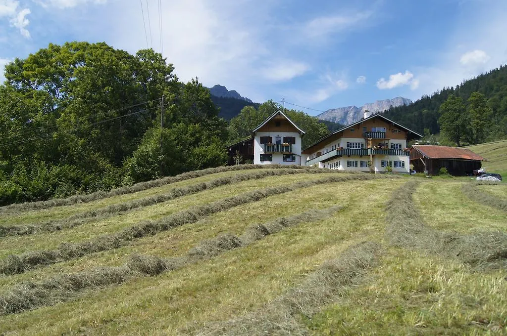 Landhaus Perllehen Berchtesgaden 0*,